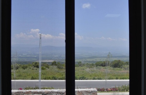 El Marques House | Amazing Home with Zibata Golf Club Access, 24hrs Security