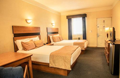 Hidalgo del Parral Hotel | American Inn Hotel & Suites Parral