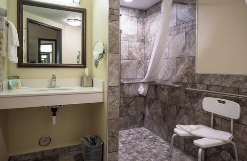 Red Wing Hotel | AmericInn by Wyndham Red Wing