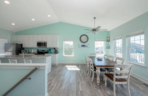 Captain's Cove House | Anchor's Away | Captain's Cove Waterfront w/Pool & Golf, Pet Friendly + First-Floor Suite