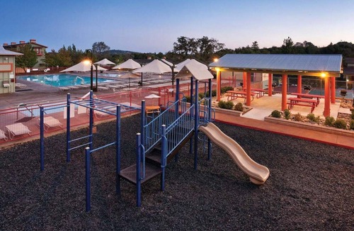 Angels Camp Resort | Angels Camp - Unwind along California's quiet foothills