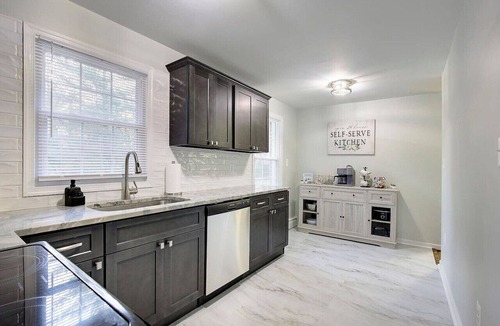 Leonardtown Apartment | Anne & Fred`s Leonardtown Home W/Arcade room!
