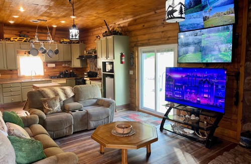 Rileyville House | Antler Ridge - surrounded by nature & wildlife!