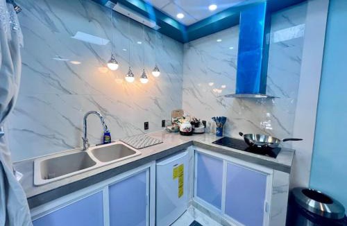 Ciudad Victoria Apartment | Apartamento Contemporaneo con TV 85 y cochera privada
