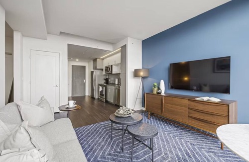 Bluemont Hotel | Arlington Ballston | Spacious Apartment w/Kitchen | Walk to Parks & Dining