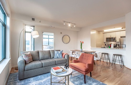 Shirlington Apartment | Arlington | Luxurious 2BD/2BA Apartment