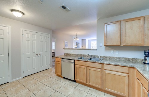 Arvada Condo | Arvada Retreat w/Pool, Walk to Olde Town Arvada