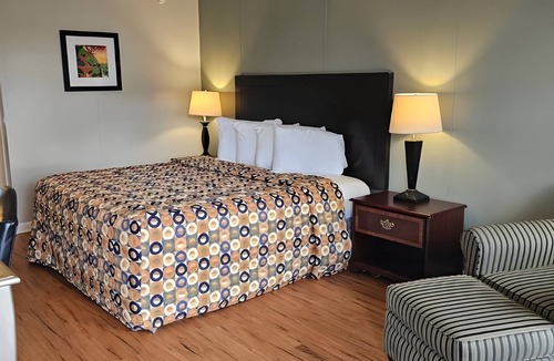 Danville Hotel | Astoria West