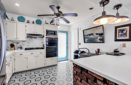 Point Pleasant Beach House | ATL604 | 4BR 2 ba "Home away from home" in the Beach! Sleeps up to 12!