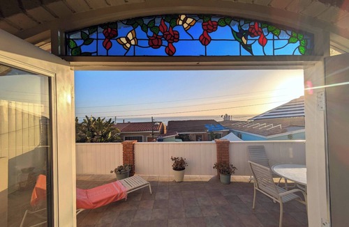 La Joya House | Baja Malibu Beach house - epic surf, pet and family friendly