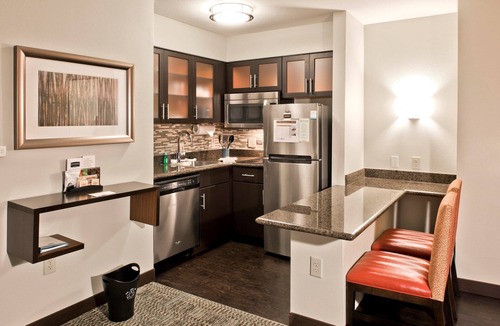 Ballantyne Apartment | Ballantyne Hearing ADA Suite w/Breakfast + Pool