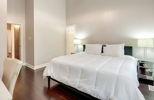 Garrison House | Baltimore Area Townhome ~ 16 Mi to Downtown!