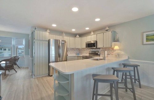 Captain's Cove House | Bay Breeze by Seaside Vacations & Sales