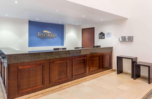 Lazaro Cardenas Hotel | Baymont by Wyndham Lazaro Cardenas