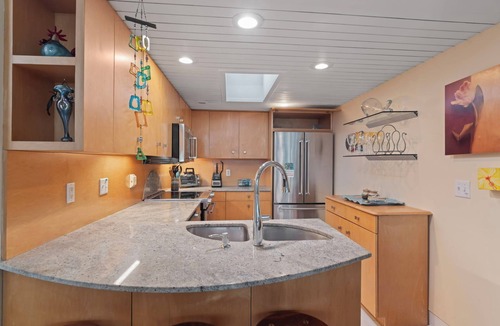 Atlantic Beach Condo | Beach Bungalow - 1BR/1BA Oceanfront unit with private deck