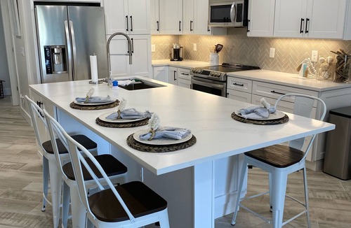 Crescent Beach Condo | Beach Condo Newly Renovated
