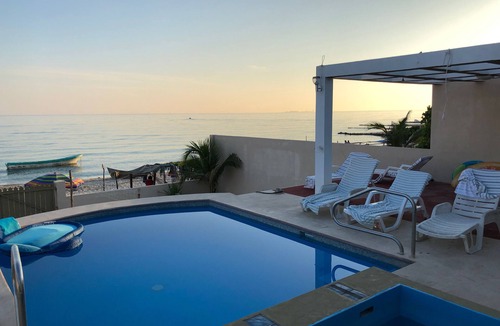 Chelem House | Beach front house for the whole family to enjoy at the safest place of Mexico !