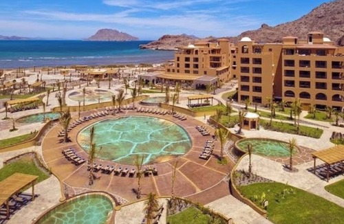 El Marasal Apartment | Beach Resort in Loreto, Mexico for the Holidays!