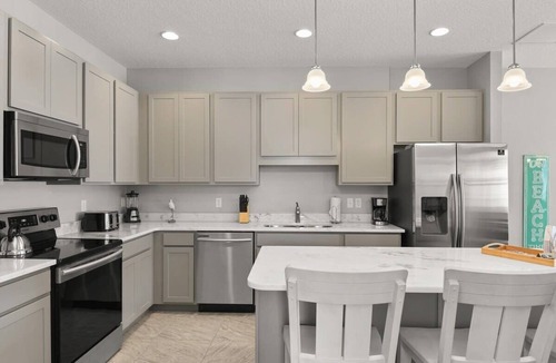 Indian Harbour Beach House | Beach-Style Townhome in Indian Harbour Beach