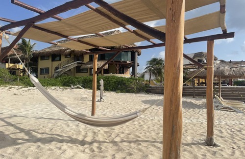 Playa del Secreto House | BeachFront 3 Bdrs. sleeps 7, Pool, Wi-Fi, Chef, staff on site, housekeeping