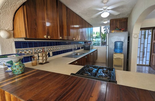 Manzanillo Condo | Beachfront 3 BR 2BA Condominium
