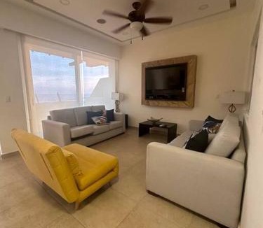 San Pedro Mixtepec Apartment | Beachfront Apartment in Puerto Escondido at Vivo Resort