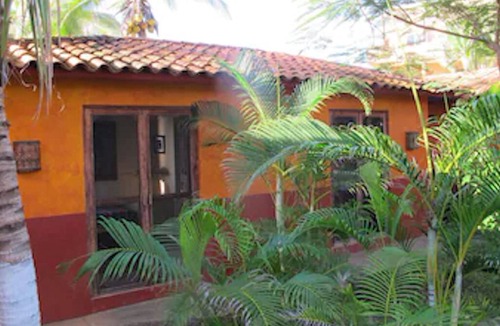 Saladita House | Beachfront Casita Surrounded by Gardens & Pool