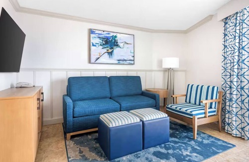 Ormond Beach Hotel | Beachfront Getaway w/Pools, Hot Tub & Boardwalk Entertainment Nearby