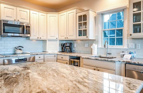 Gold Coast Condo | Beachfront Gold Coast 6BR - Private Access, Sleeps 16