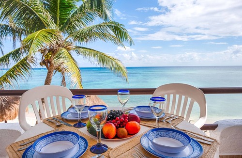 Akumal Condo | Beachfront, great views, WiFi, AC, perfect for families and friends!