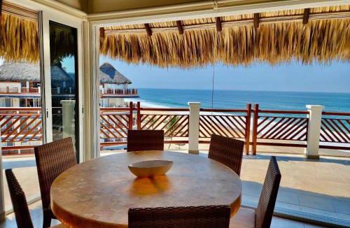 San Pedro Mixtepec Apartment | Beachfront in a peaceful Resort 8mi from Puerto Escondido