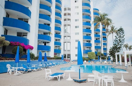 Marina Mazatlan Condo | Beachfront La Marina Tenis Condo
