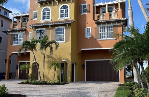 Fort Myers Beach House | Beachfront LUXURY HOME- Watch the waves from your pool & 15 steps to the beach
