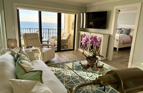 Hutchinson Island South Condo | BEACHFRONT, OCEANFRONT condo ON PRIVATE BEACH