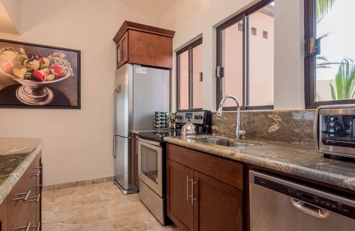 San Jose del Cabo Condo | Beachfront Paradise, right on the ocean!