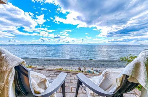 Point Roberts Apartment | Beachfront Studio w/Lovely Views, Private Patio