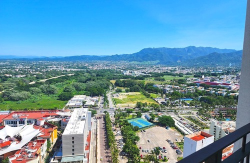Fluvial Vallarta Condo | Beachfront & stunning views !