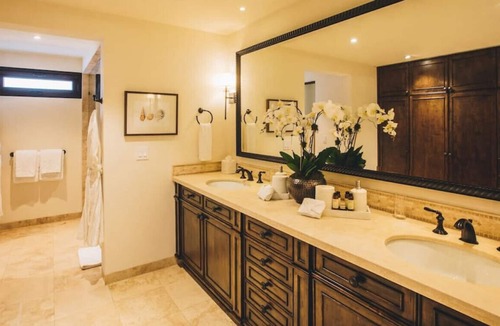 Los Frailes House | Beachfront+Ultra Luxury Casa Bellamar@East Cape!