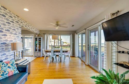 Point Lookout House | Beachy Maryland A-Frame: Steps to Chesapeake Bay!