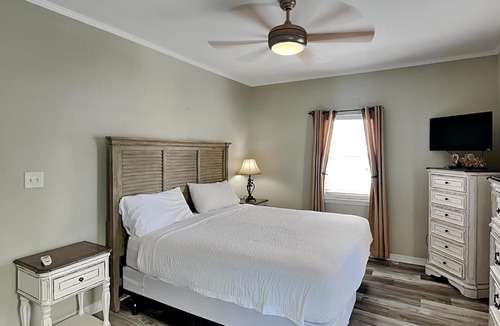 Ono Island House | Bear Point
