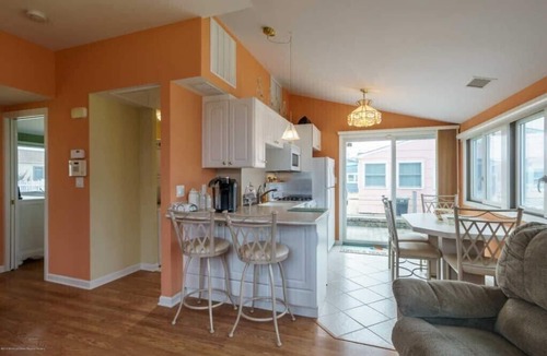 Dover Beaches North Cottage | Beautiful Cozy Beach Cottage in Ocean Beach III - 8 houses from the beach!