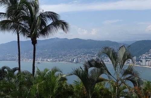 Las Brisas House | Beautiful House in Las Brisas Acapulco, amazing view. 3 persons Service included