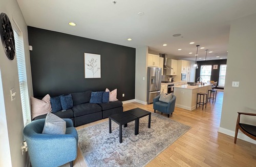 Benning House | Beautiful NEW 4-Bedroom Townhome with parking near Metro