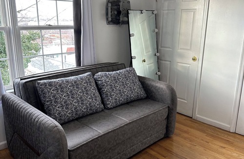 The Heights House | Beautiful place 5 minutes to the play ground. 10 mints to Met life Stadium,