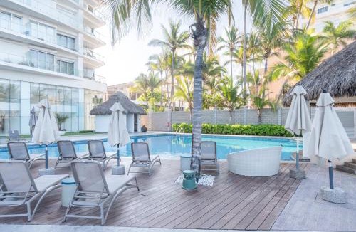 Zona Dorada Apartment | Beautiful View on 23rd Floor Beach Front at Camino Al Mar