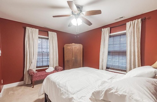 Bel Air Villa | Beautiful Villa in the Heart of Historic Downtown Bel Air! villa