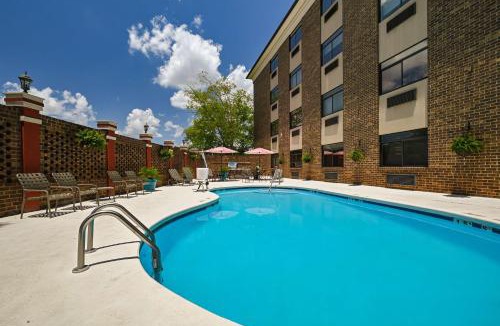 Pineville Hotel | Best Western Plus Pineville-Charlotte South