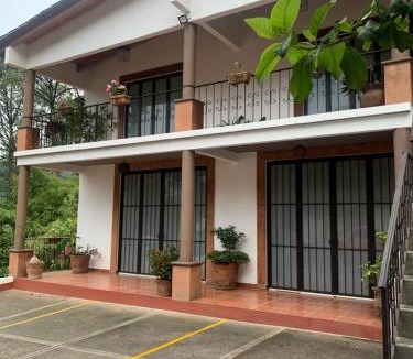 Valle de Bravo Apartment | Betos Departamentos