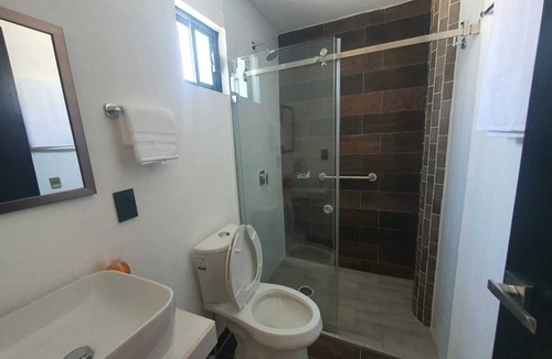 Ciudad Madero Hotel | ¡Bienvenidos a Nuestra Espaciosa Morada para Cuatro, Acetamos Mascotas