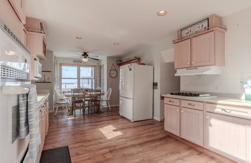 Villas House | Bleu Cottage on the Bay